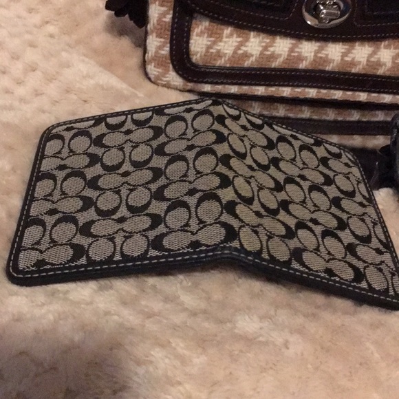 💙Coach bundle💙 - Picture 3 of 6